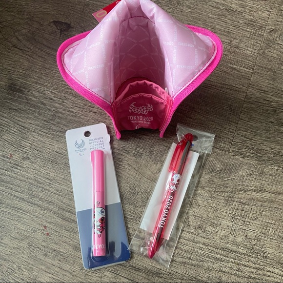 Tokyo 2020 Paralympic Games pen case - Picture 6 of 10